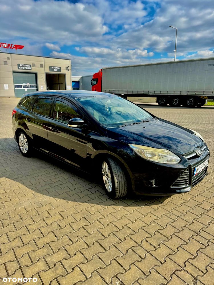 Ford Focus 1.6 TDCi DPF SYNC Edition - 3