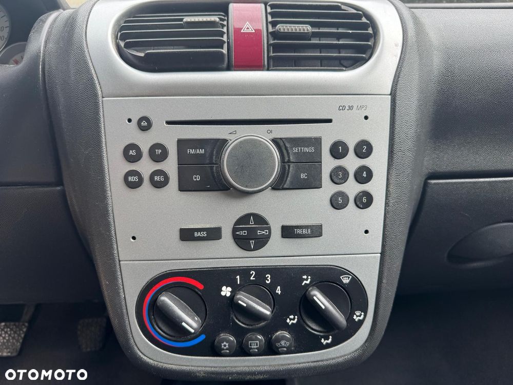 Opel Corsa - 15