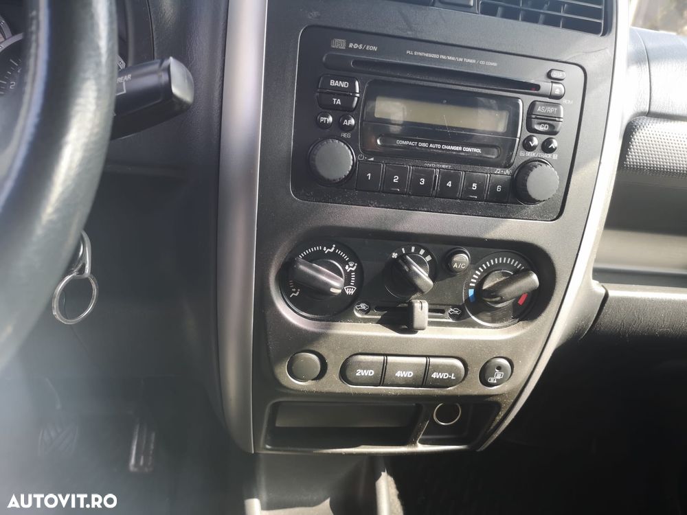 Suzuki Jimny 1.3 Style - 3