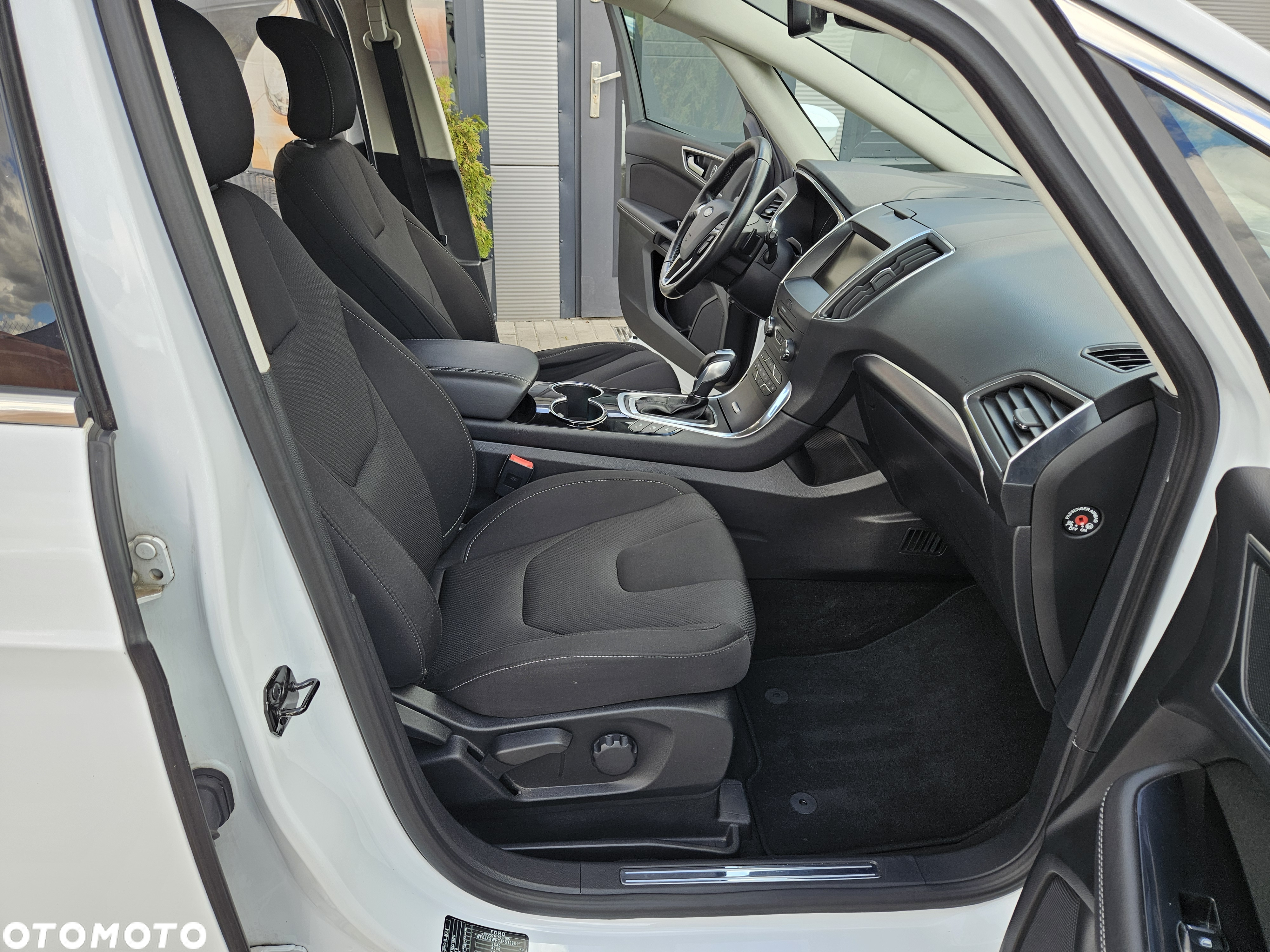 Ford S-Max 2.0 TDCi Titanium PowerShift - 25