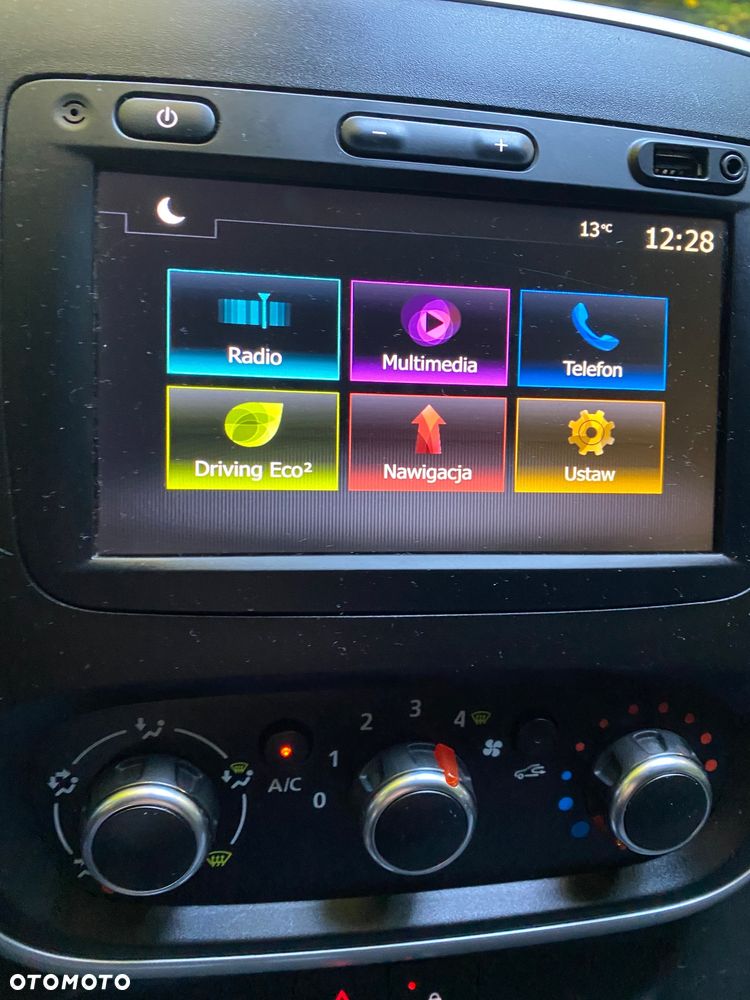 Renault Trafic - 26
