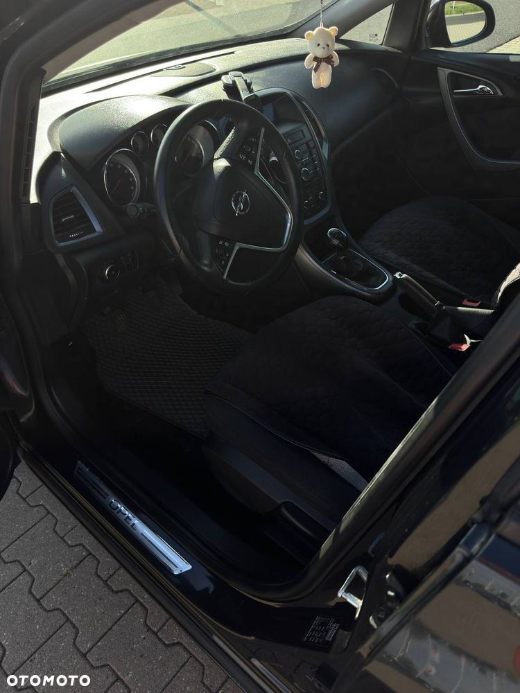 Opel Astra - 12