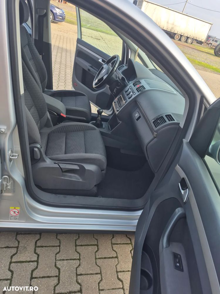 Volkswagen Touran 1.9 TDI United - 6