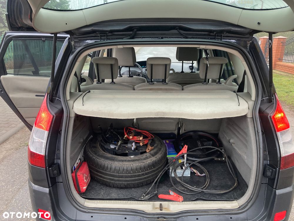 Renault Scenic 1.6 Pack Authentique - 9