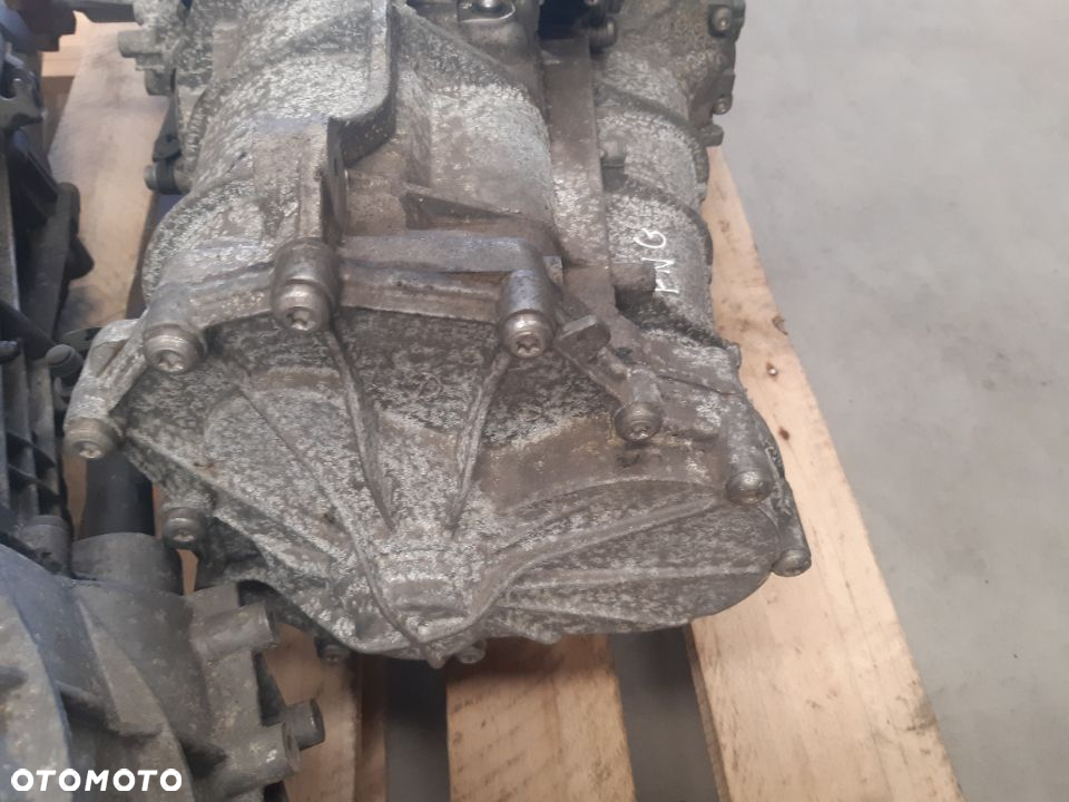Skrzynia biegów AUDI A4 A5 Q5 2.0TDI 6BIEGÓW PNG MANUAL - 4