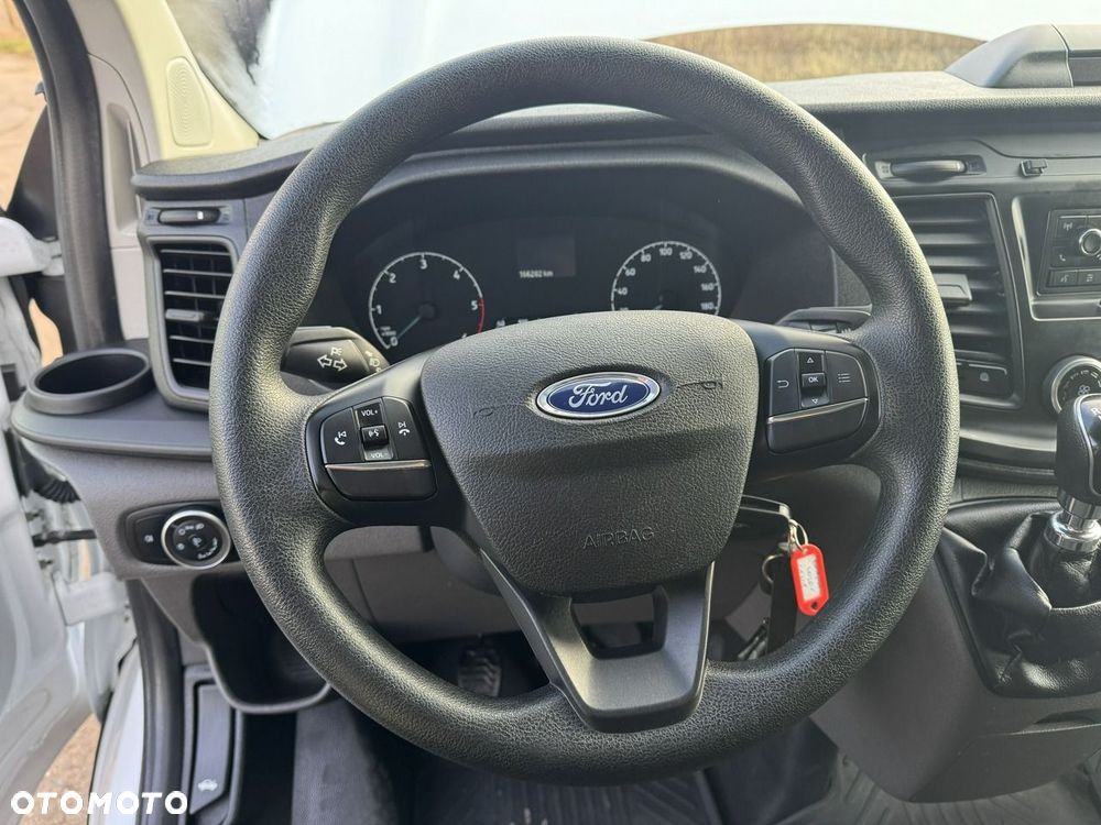 Ford Transit Custom - 11
