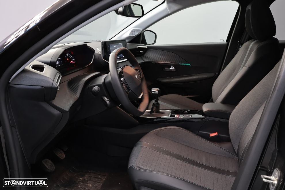 Peugeot 208 1.2 PureTech Allure - 21