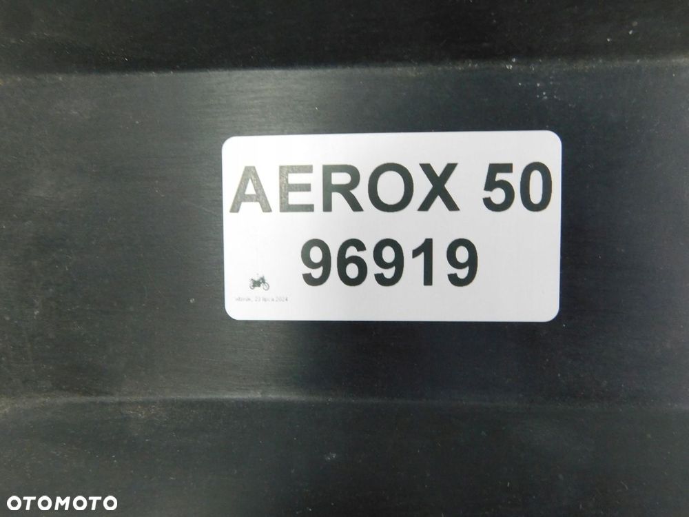 YAMAHA AEROX 50 WYPEŁNIENIE OSŁONA - 6