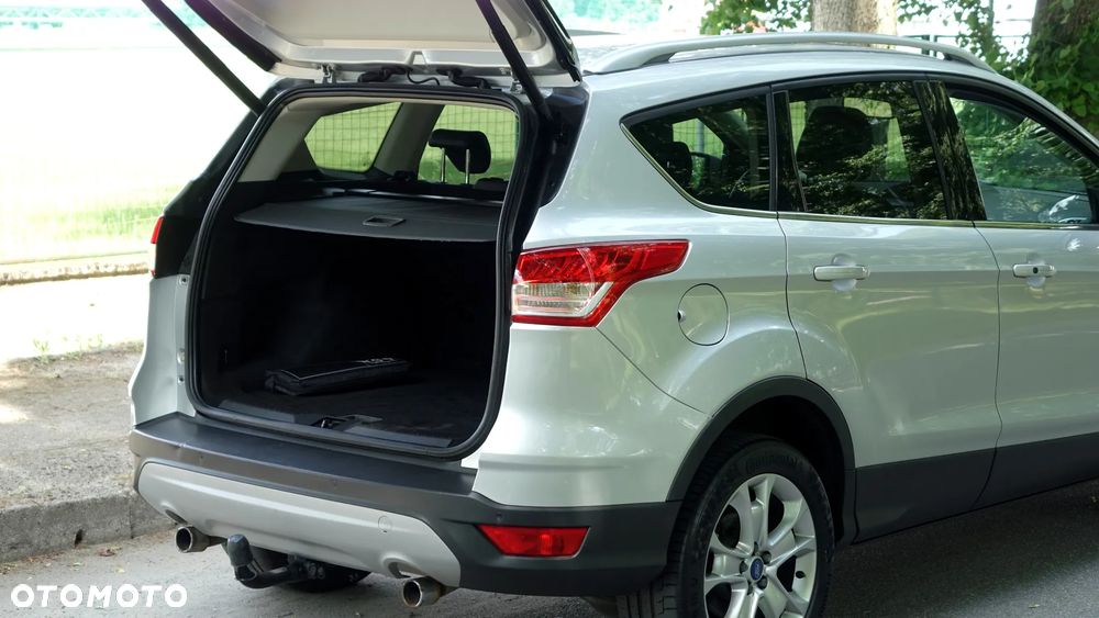 Ford Kuga 2.0 TDCi 4x4 Titanium - 33