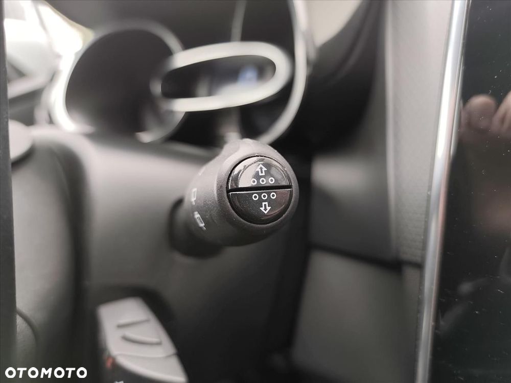 Renault Clio 1.2 16V Life - 16