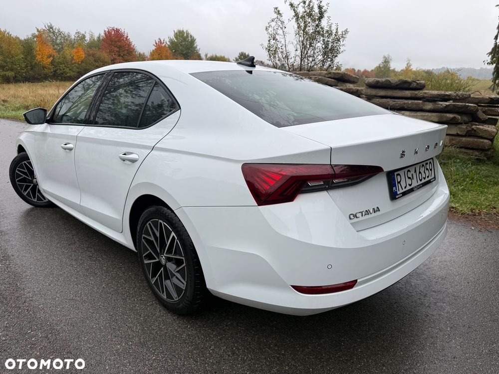 Skoda Octavia 1.5 TSI Selection Plus - 3