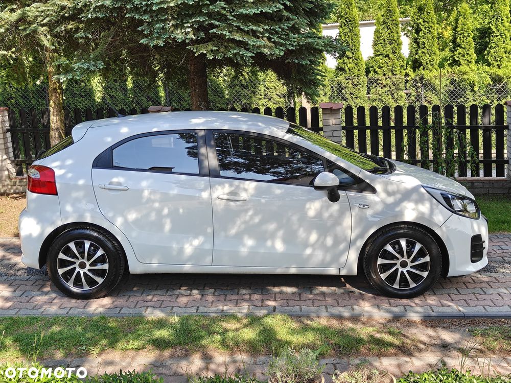 Kia Rio - 39
