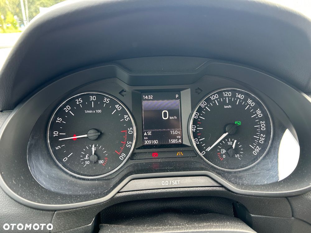 Skoda Octavia 2.0 TDI Style DSG - 9