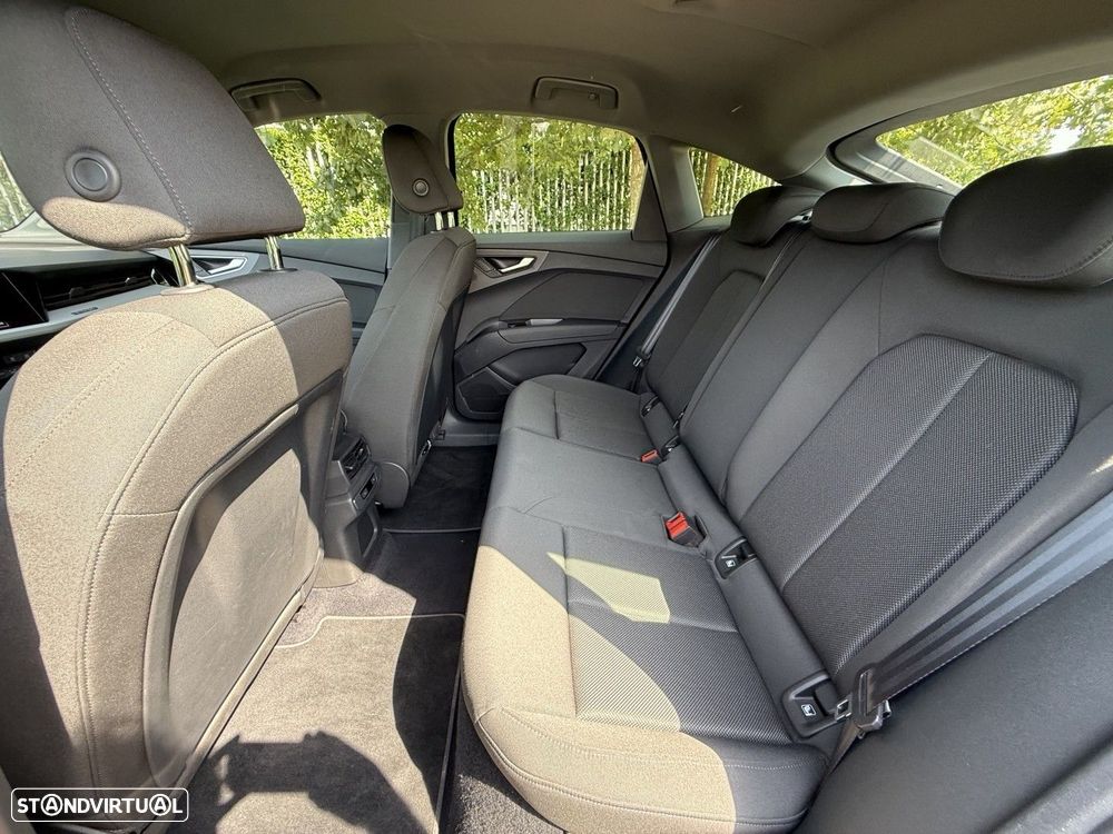 Audi Q4 Sportback e-tron 35 - 32