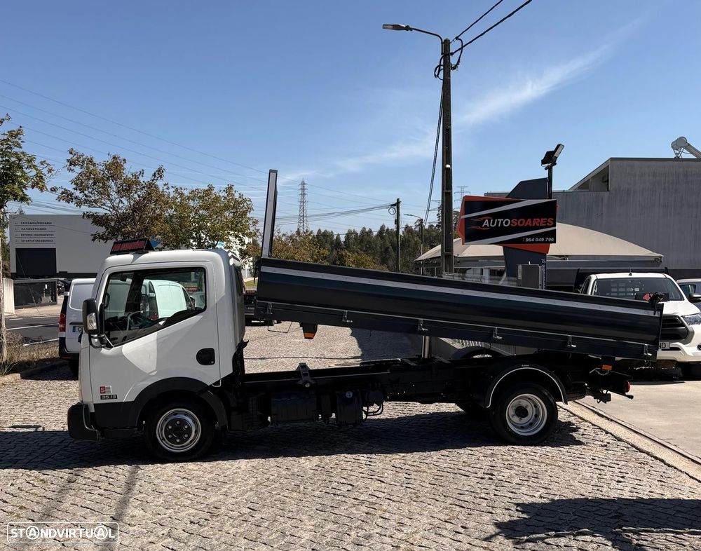 Nissan Cabstar 3.0 TRIBASCULANTE C/IVA Dedutivel - 2