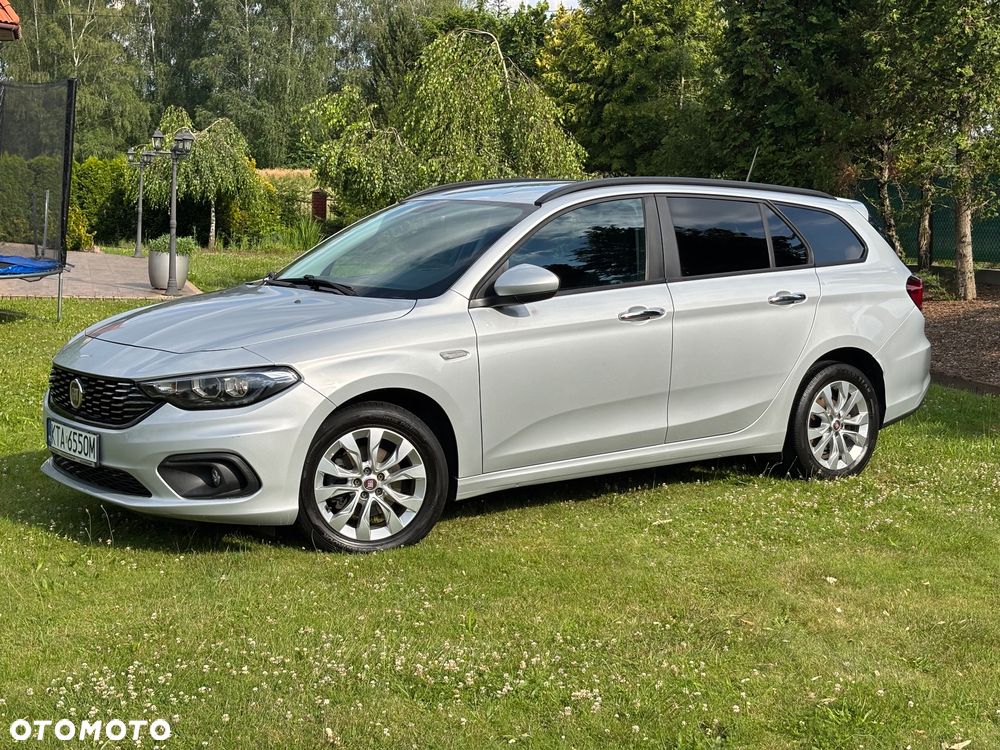 Fiat Tipo 1.4 T-Jet 16v Easy - 28