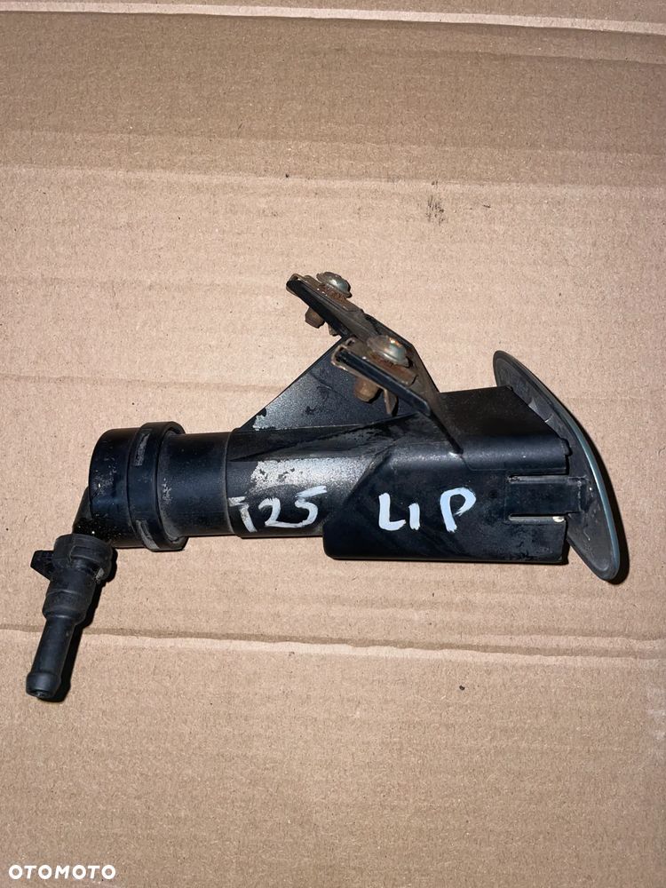 SPRYSKIWACZ LAMPY ZASLEPKA LEWY PRZOD 6T1 TOYOTA AVENSIS T25 - 1