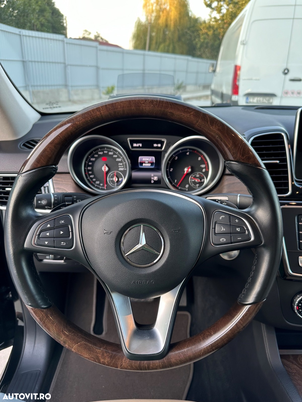 Mercedes-Benz GLE 350 d 4MATIC - 26