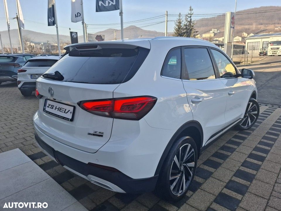 MG ZS HEV Hybrid+ Luxury - 5