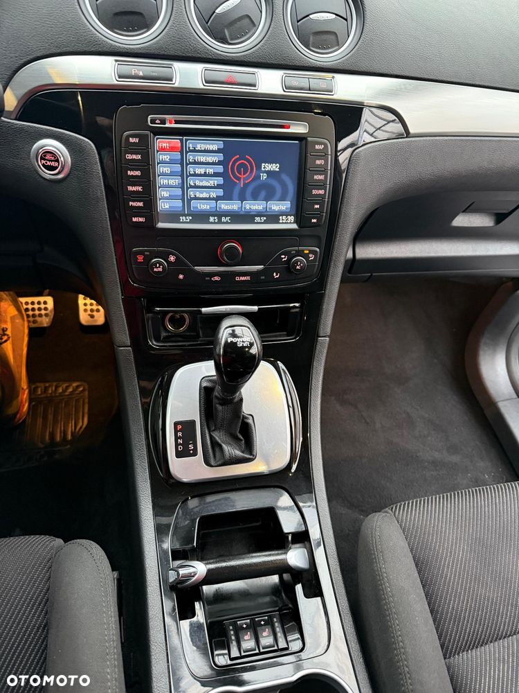 Ford S-Max 2.0 TDCi DPF Titanium - 6