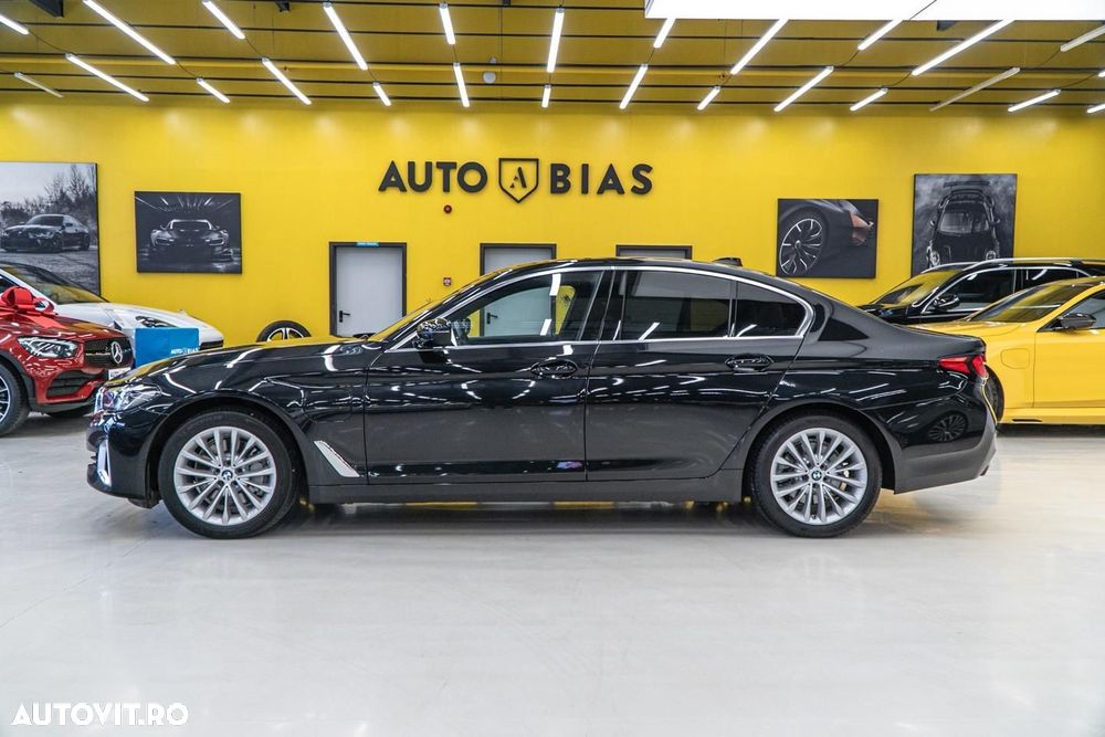 BMW Seria 5 530e Aut. Luxury Line - 17