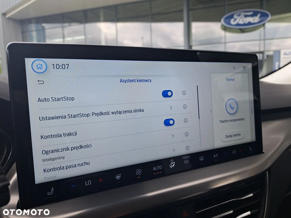Ford Focus 1.0 EcoBoost Titanium X - 23