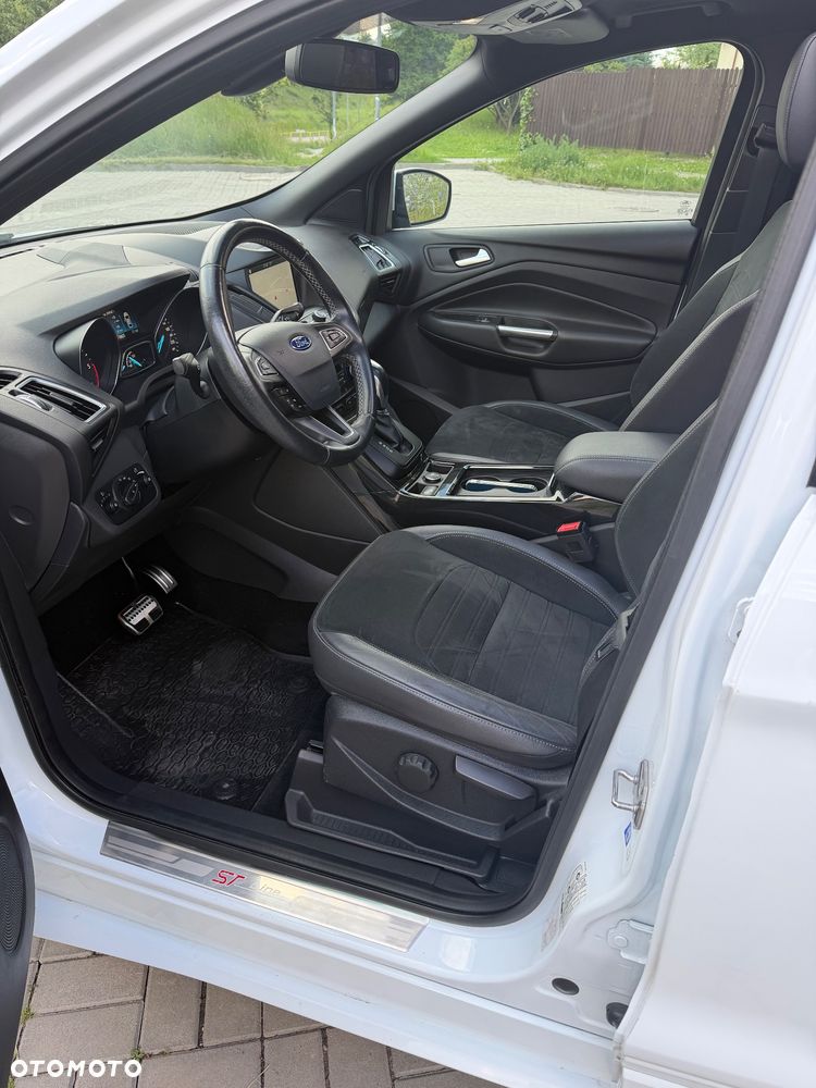 Ford Kuga 2.0 TDCi 4x4 ST-Line - 11