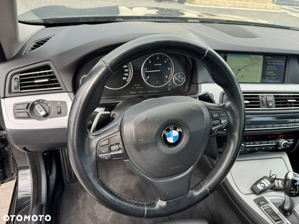 BMW Seria 5 520d - 22