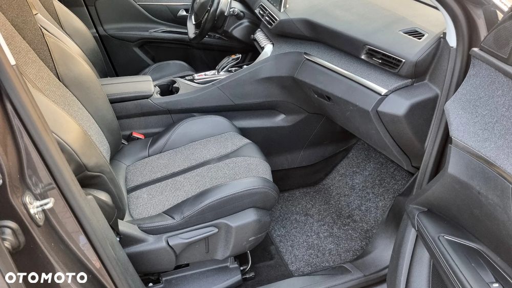 Peugeot 5008 BlueHDi 180 EAT8 Allure Pack - 12