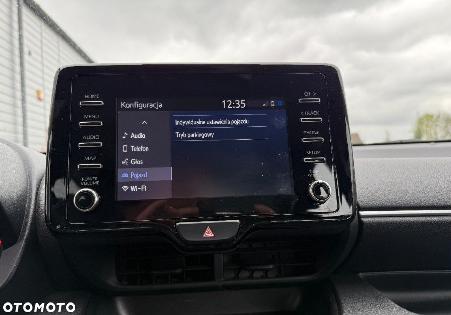 Toyota Yaris - 30
