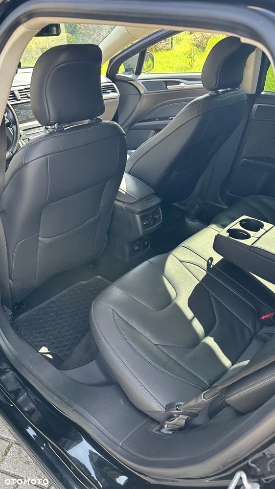 Ford Mondeo - 7