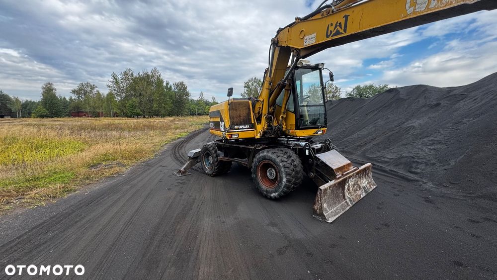 Caterpillar M312 - 3