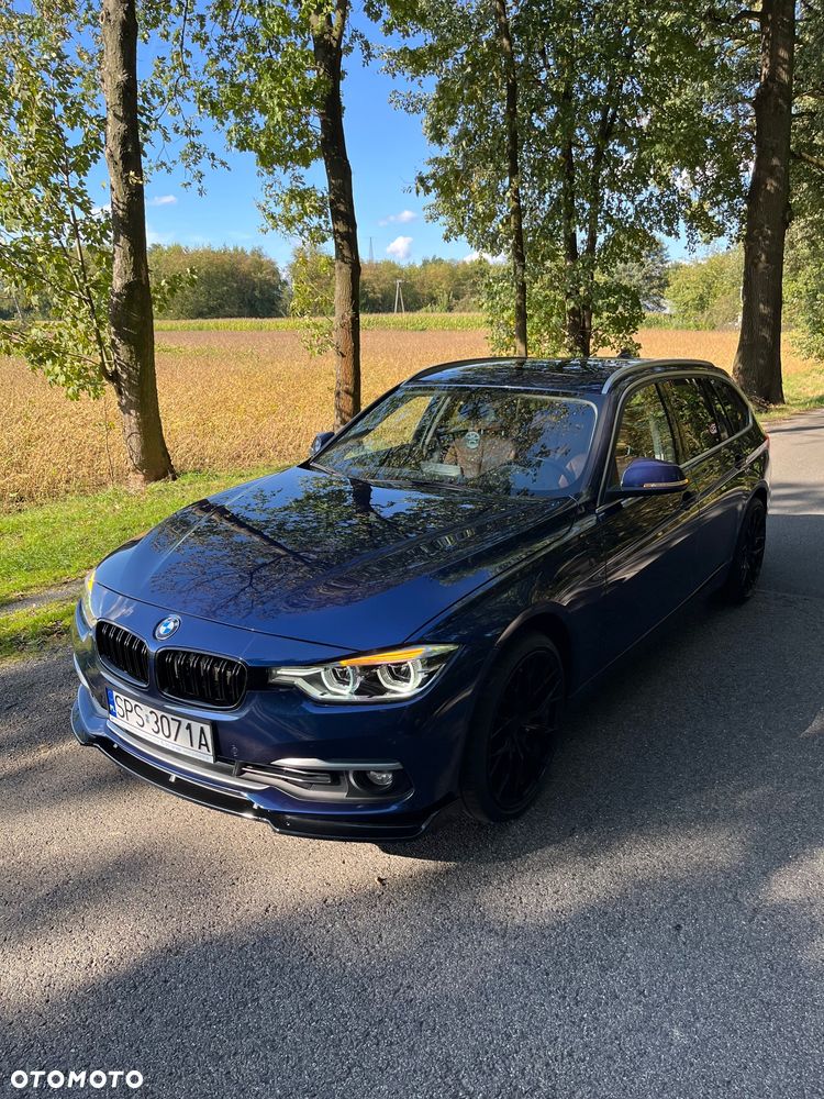 BMW Seria 3 320i xDrive Luxury Line - 27
