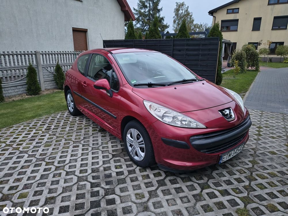Peugeot 207 2007 photo 4