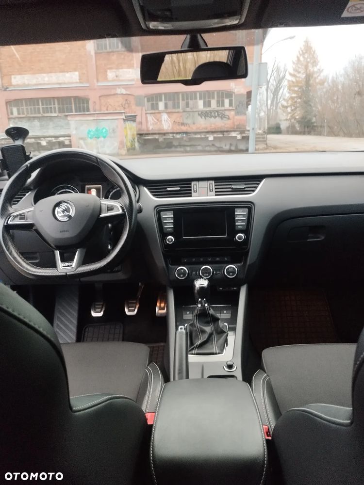 Skoda Octavia 2.0 TDI (Green tec) RS - 10