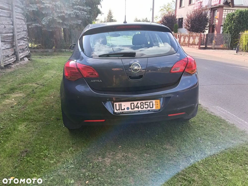 Opel Astra 1.6 - 7