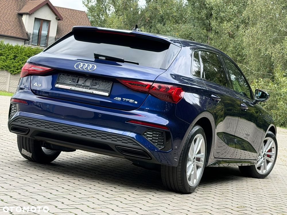 Audi A3 Sportback 45 TFSIe S tronic S line - 5