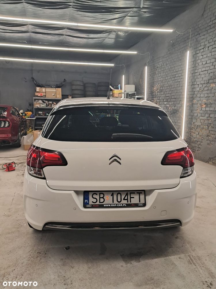 Citroën C4 1.2 e-THP Selection - 11