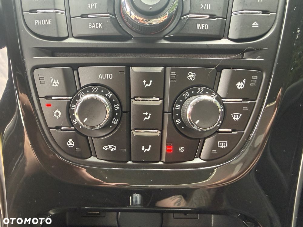 Opel Astra 2.0 CDTI DPF ecoFLEX SportsTourer Start/Stop Exklusiv - 13