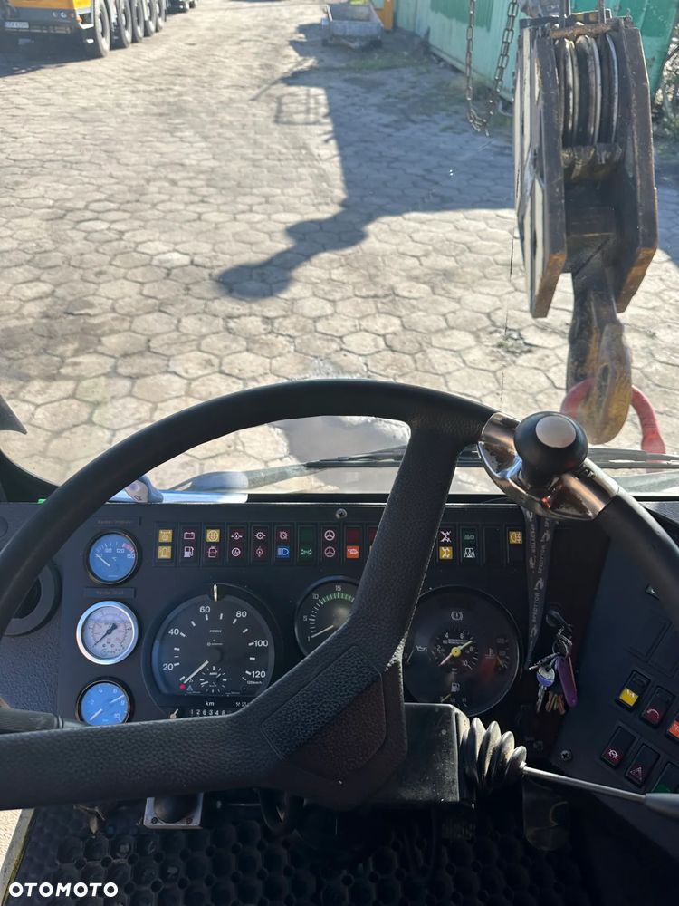 Liebherr LTM 1070 - 5