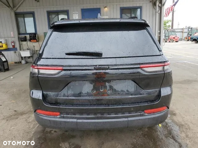 Jeep Grand Cherokee - 6