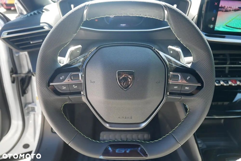 Peugeot 2008 PureTech mHEV GT E-DCS6 - 8