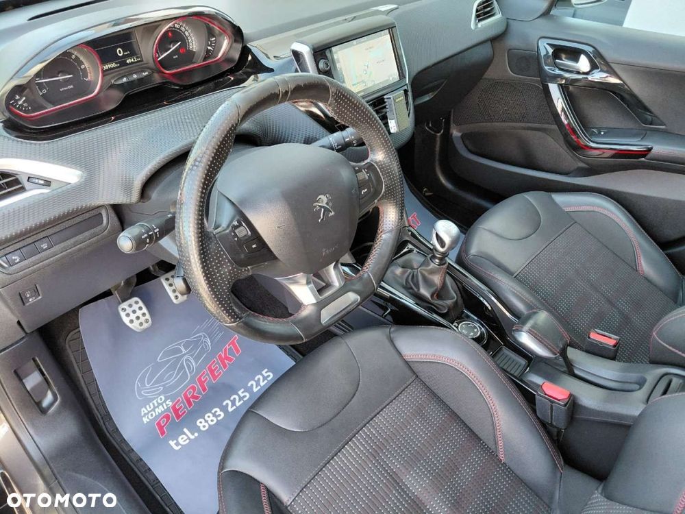 Peugeot 2008 - 10