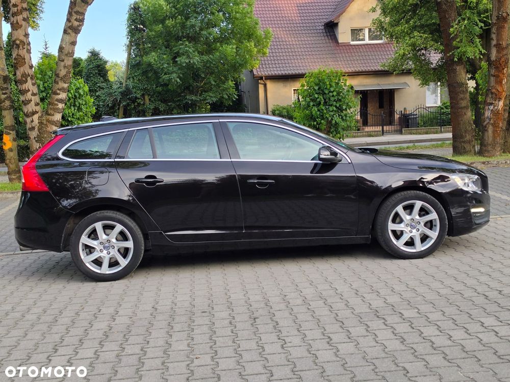 Volvo V60 T3 Edition - 5