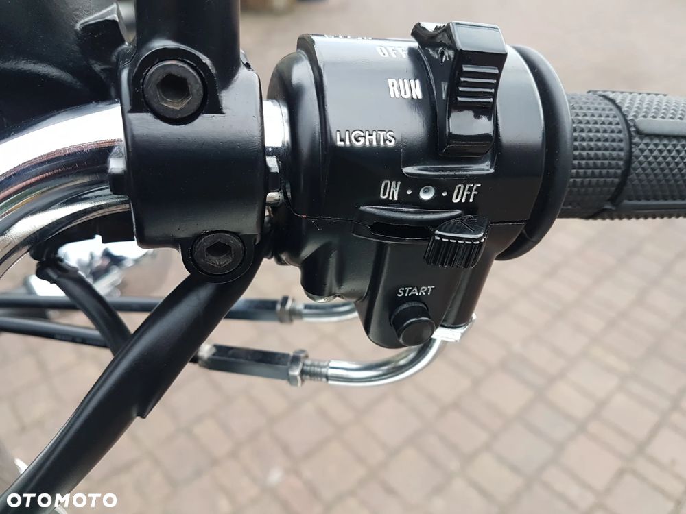 Kawasaki Estrella - 17