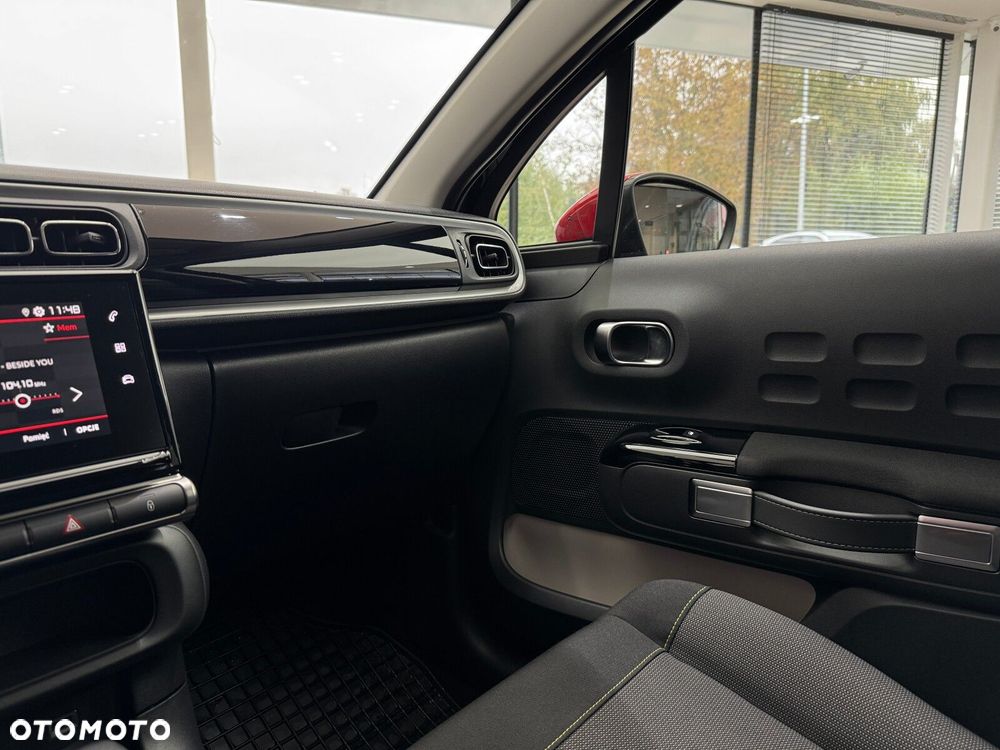 Citroën C3 1.2 PureTech Shine EAT6 - 26