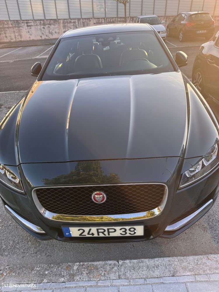 Jaguar XF 2.0 D Prestige AWD Aut. - 3