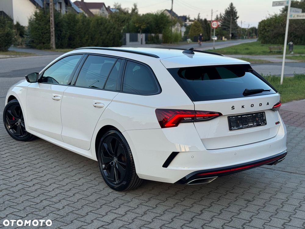 Skoda Octavia 2.0 TDI DSG RS - 15