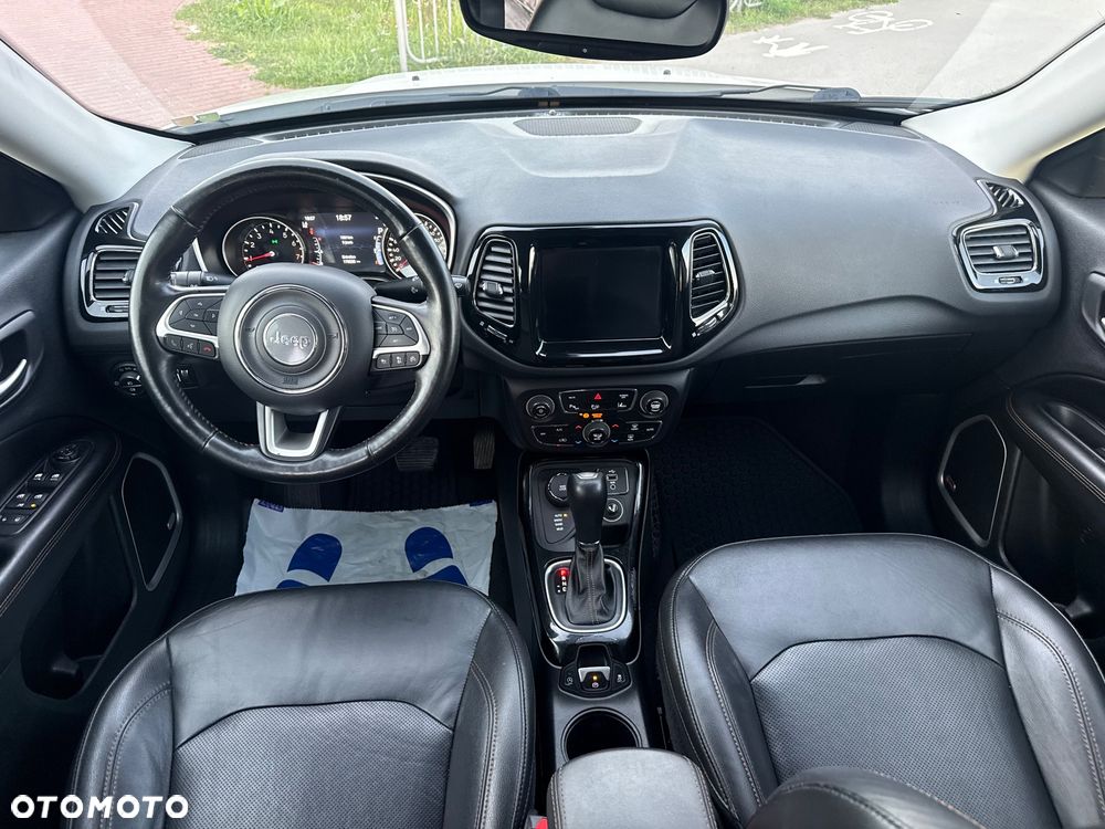 Jeep Compass 1.4 TMair Limited 4WD S&S - 24