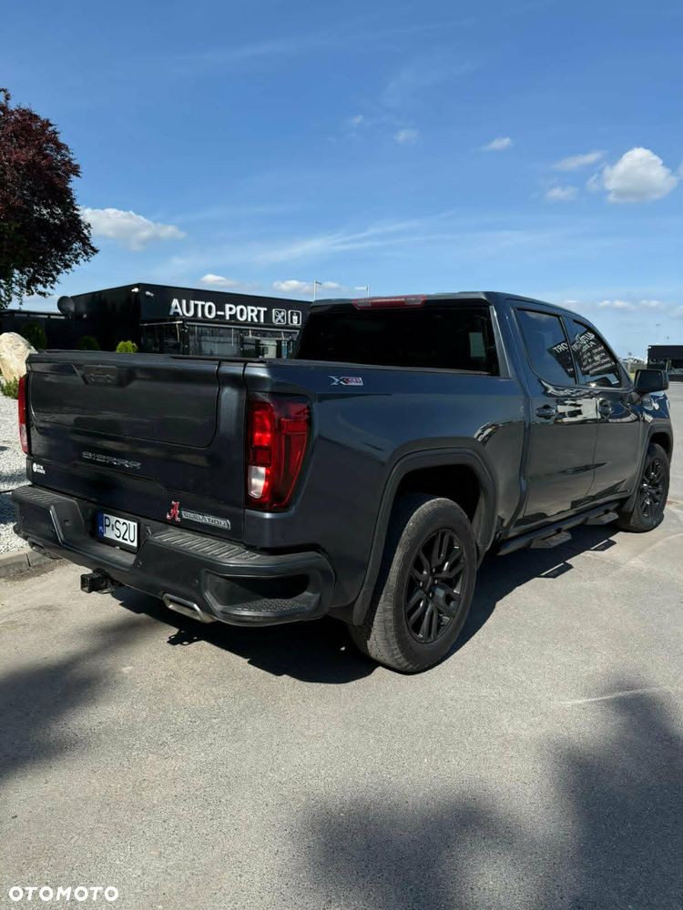 GMC Sierra - 3